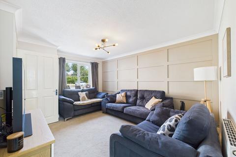 12 Burghley Close, Crowland, Peterborough, PE6 0JY