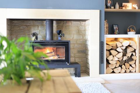 103 Abingdon Road, Standlake, Witney, OX29 7QN