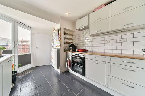3 bedroom terraced house for sale, Paddock Road, Basingstoke
