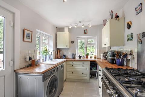 6 Babs Oak Hill, Sturry, Canterbury, CT2 0JR
