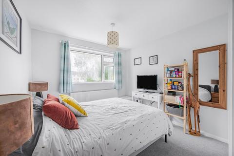 18 Bartley Croft, Tetbury, GL8 8ER