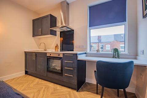 1 bedroom flat to rent, Room 5 15, St John Street, Long Eaton