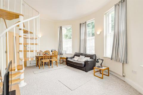 Studio for sale, Alexander Terrace, Worthing, West Sussex, BN11