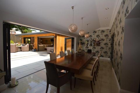 5 bedroom detached house for sale, Meynell Fold, Leeds
