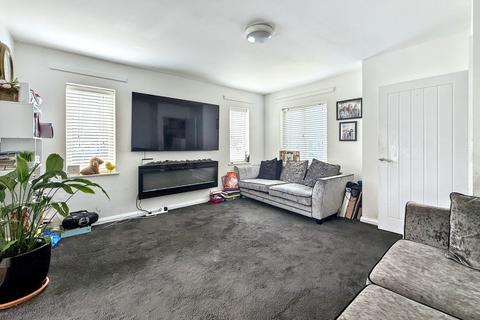 3 bedroom end of terrace house for sale, Chilham Close, Sheerness ME12