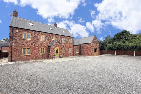 undefined, Colliery Lane, Swadlincote DE12