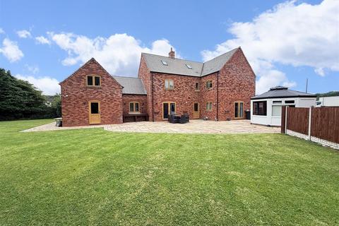 undefined, Colliery Lane, Swadlincote DE12