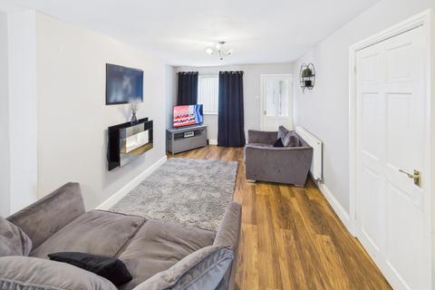 1 Arenig Close, Summerhill, Wrexham, LL11 4YT