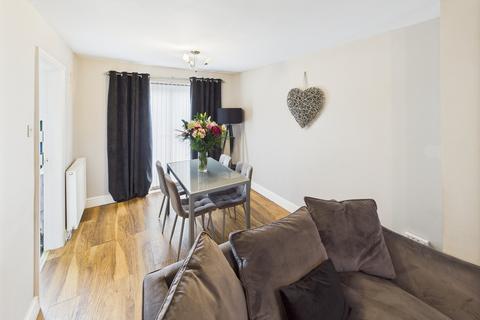 1 Arenig Close, Summerhill, Wrexham, LL11 4YT