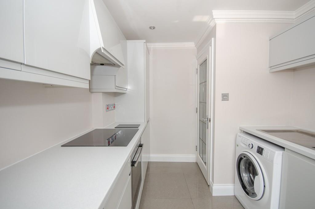 Utility room pic 2.jpg