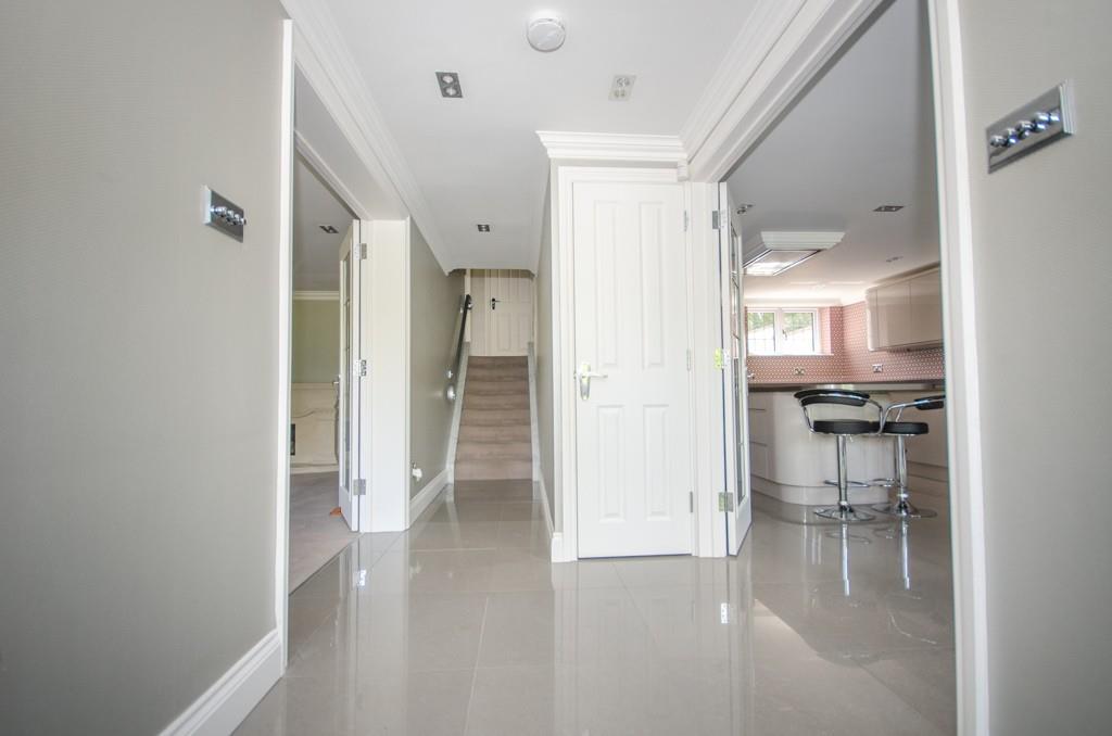 Entrance hall.jpg