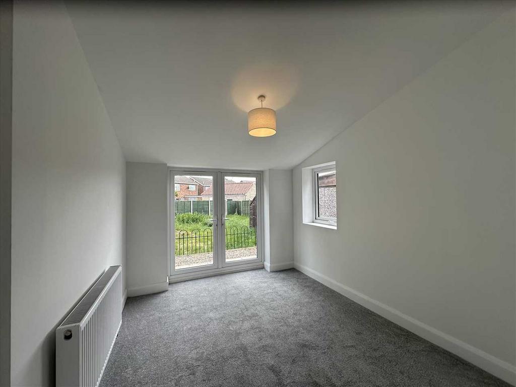 Entrance hall: