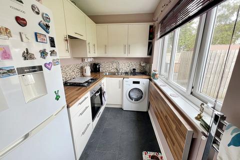 2 bedroom ground floor flat for sale, Bellshill Close, Wallsend, Tyne and Wear, NE28 9XA