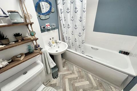 2 bedroom ground floor flat for sale, Bellshill Close, Wallsend, Tyne and Wear, NE28 9XA