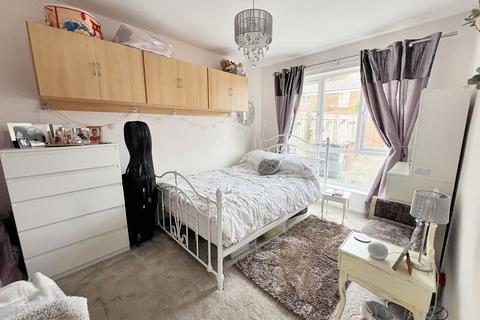 2 bedroom ground floor flat for sale, Bellshill Close, Wallsend, Tyne and Wear, NE28 9XA