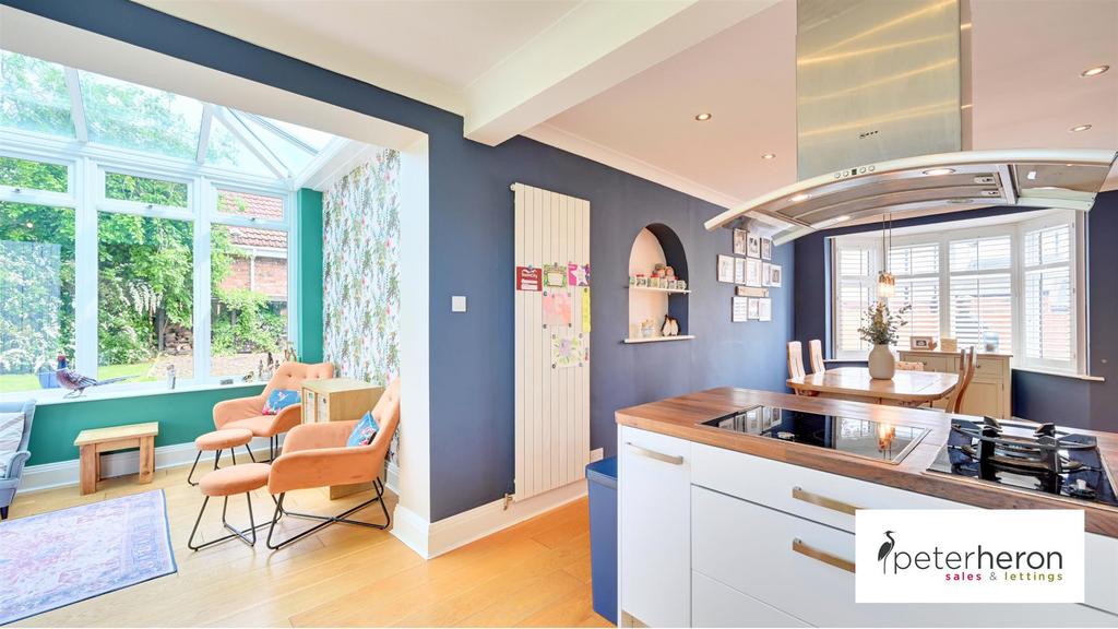 Living Room/Kitchen