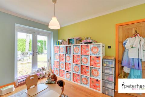 5 bedroom semi-detached house for sale, Sunniside Terrace, Cleadon, Sunderland