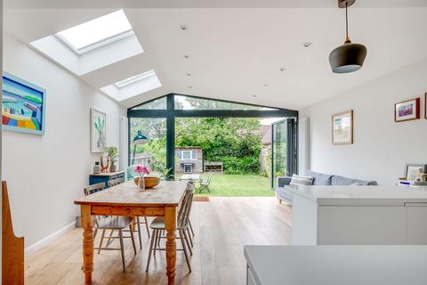 169 Blagdon Road, New Malden, KT3 4AN
