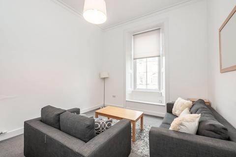4 bedroom flat for sale, 8 (1F2) Brunswick Place, Leith Walk, Edinburgh, EH7