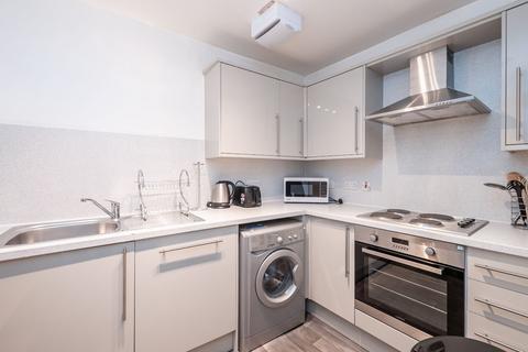 4 bedroom flat for sale, 8 (1F2) Brunswick Place, Leith Walk, Edinburgh, EH7