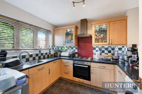 3 bedroom end of terrace house for sale, Hambleton Close, Worcester Park