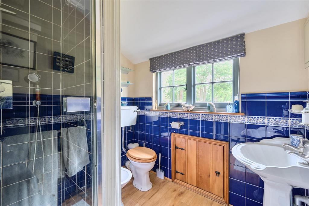 Ensuite Shower Room