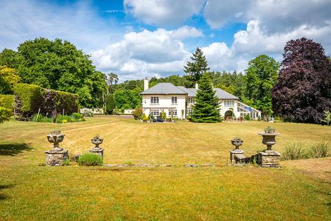 8 bedroom detached house for sale, Tilford Road, Rushmoor, Farnham, Surrey, GU10