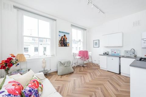 1 bedroom flat for sale, Alderney Street, London, SW1V