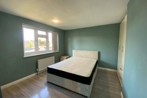 3 bedroom detached house to rent, Great Meadow