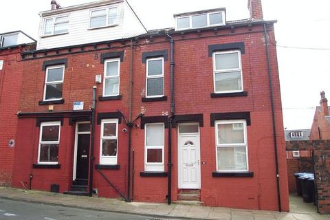 2 bedroom terraced house to rent - Harold Street, Leeds