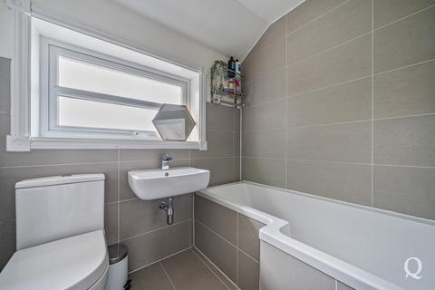 24 Berkeley Court, Sittingbourne, ME10 1UP