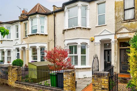 5 bedroom terraced house for sale, Gordon Road, Wanstead