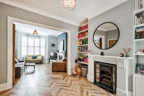 5 bedroom terraced house for sale, Gordon Road, Wanstead