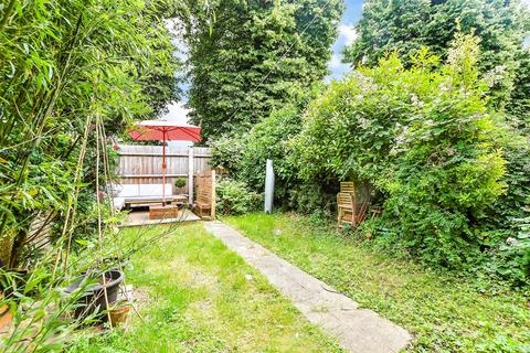 192 Carr Road, Walthamstow, London, E17 5EW