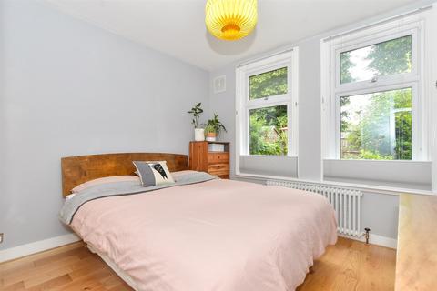 192 Carr Road, Walthamstow, London, E17 5EW