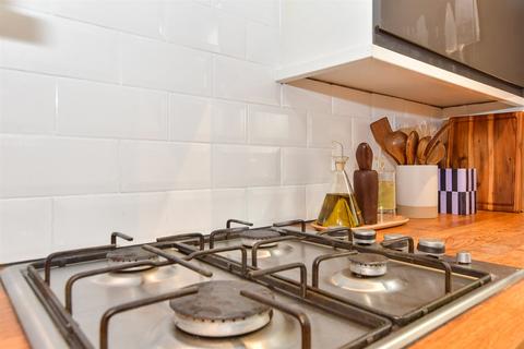 192 Carr Road, Walthamstow, London, E17 5EW