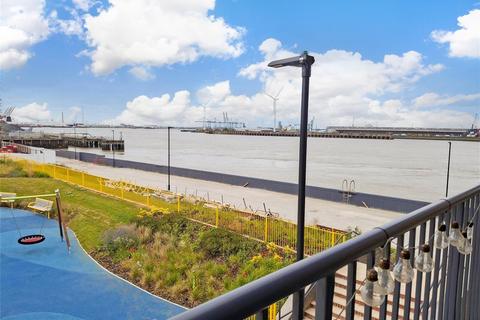 2 bedroom apartment for sale, Henley Approach, Northfleet, Gravesend, Kent