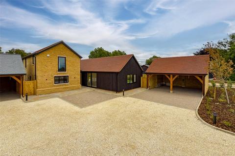 4 bedroom detached house for sale, Poplars House, Kennel Lane, Kinsbourne Green, Harpenden, Hertfordshire, AL5