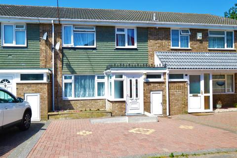 3 bedroom terraced house for sale, Larch Close, Slough