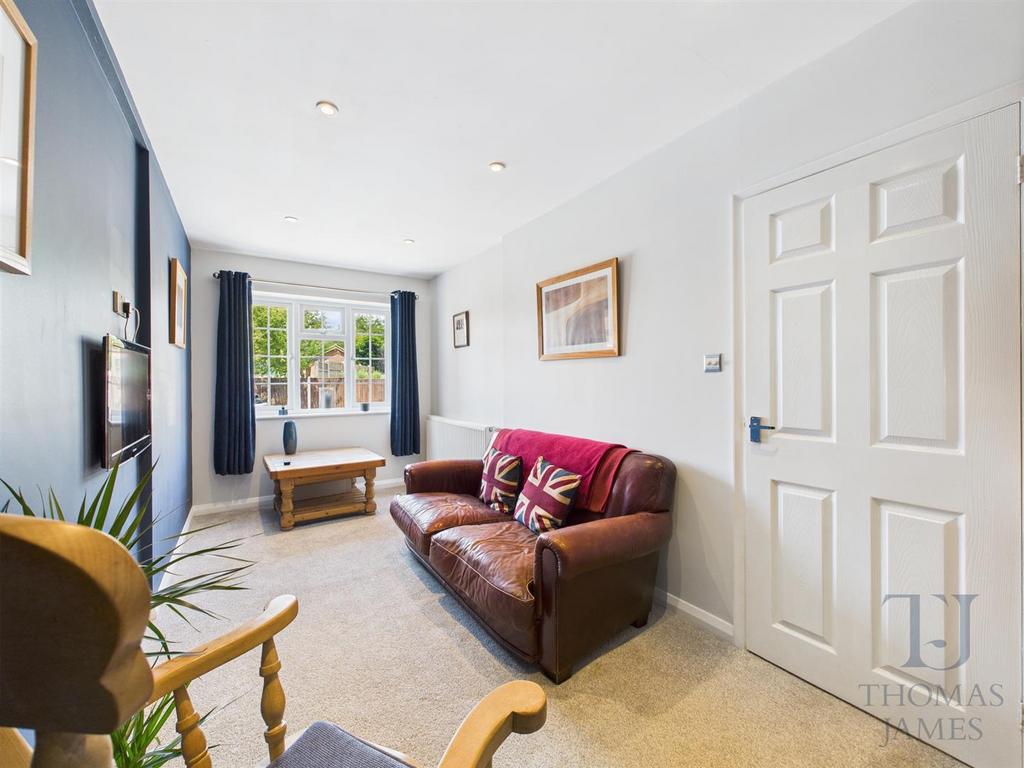 CAM03997 G0-PR0076-STILL016.jpg