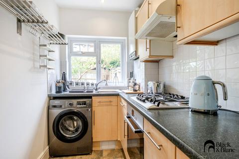 3 bedroom end of terrace house for sale, Tunstall Road, Croydon, CR0