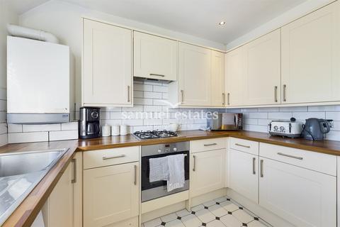 2 bedroom flat for sale, Streatham, London, SW16