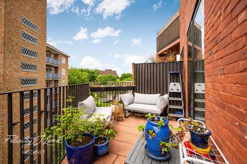 2 bedroom flat for sale, Willmott Court, London E9