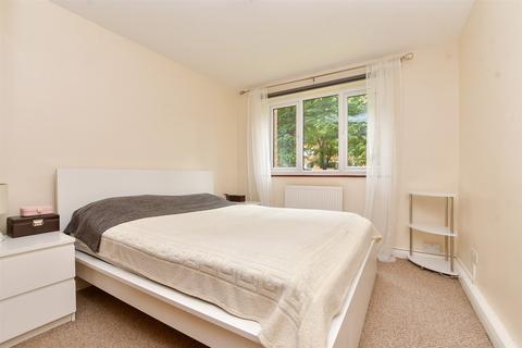 1 bedroom ground floor flat for sale, Grove Road, Sutton, Surrey