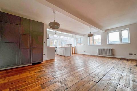2 bedroom terraced house to rent, Gloucester Place, Witney OX28