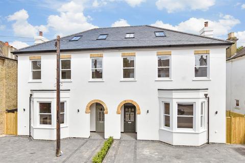 5 bedroom semi-detached house for sale, Clifton Road, Wallington, Surrey