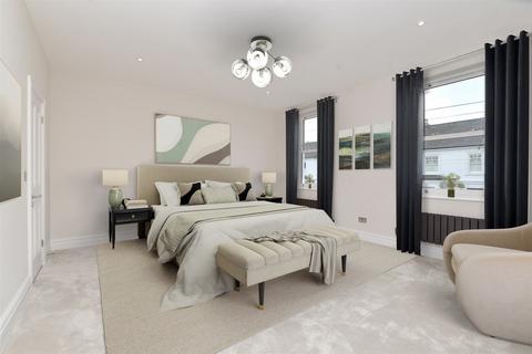 27 Clifton Road, Wallington, SM6 8AL