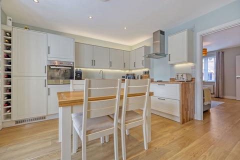 undefined, Abingdon Close, Basildon SS15