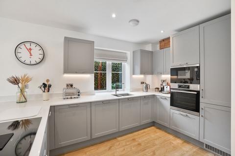 undefined, Joyce Frankland Close, Newport