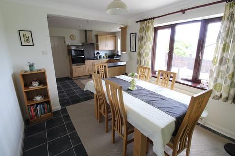 10 Random Close, Keighley, BD22 6LZ